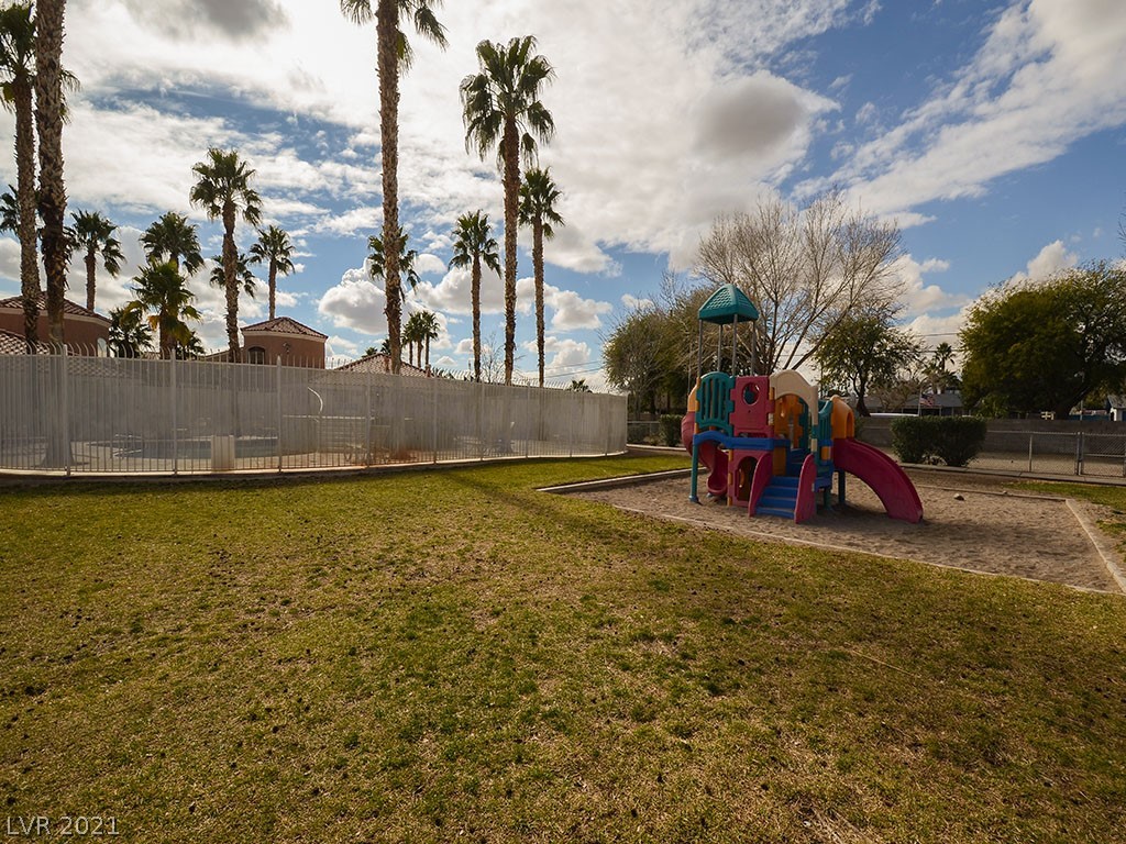 3318 North Decatur Boulevard, Unit 1070 Las Vegas, NV 89130 - Photo 13 of 15
