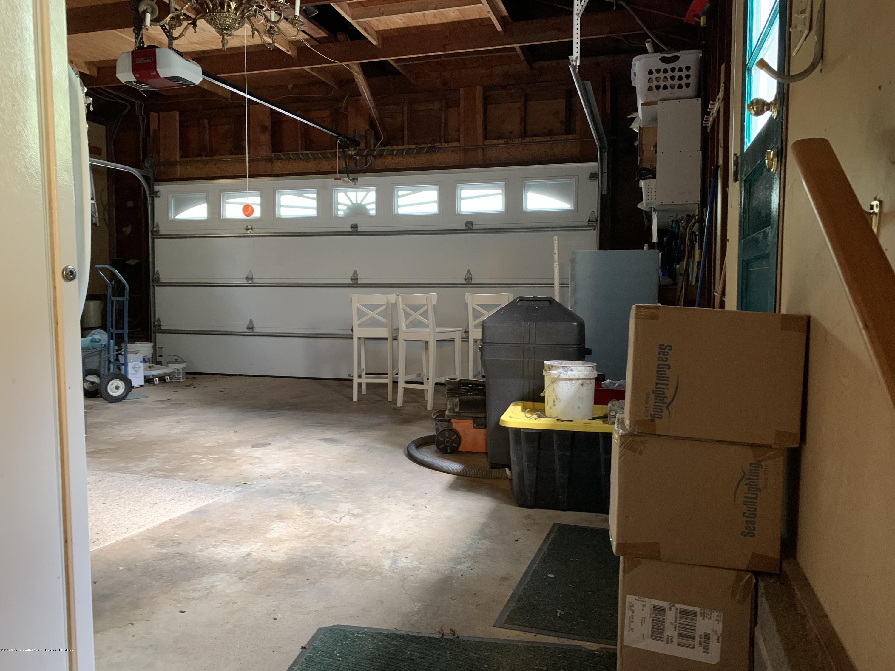 8 Hillsborough Road Flemington, NJ 08822 - Photo 11 of 41 IMG_0762