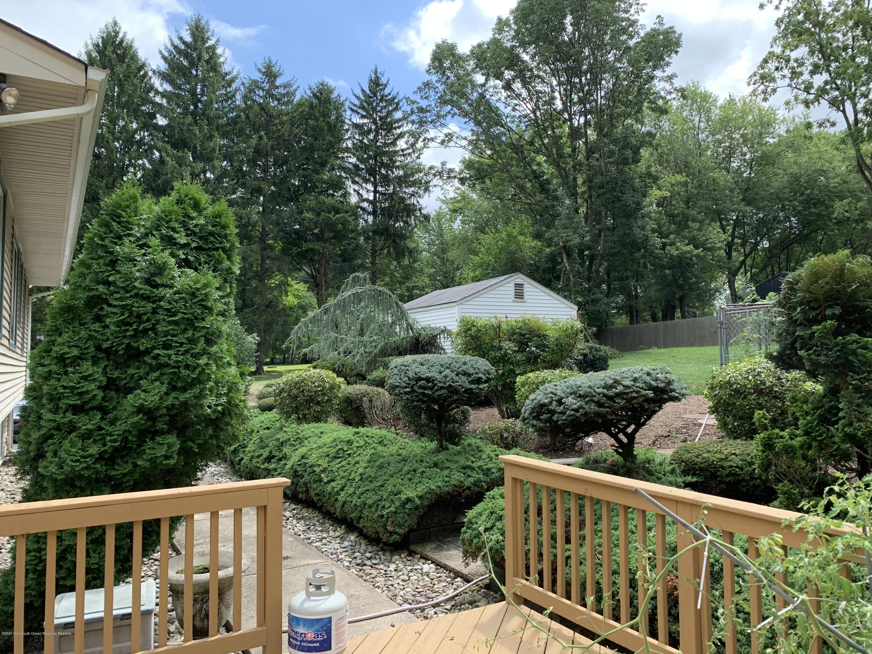 8 Hillsborough Road Flemington, NJ 08822 - Photo 15 of 41 IMG_0716