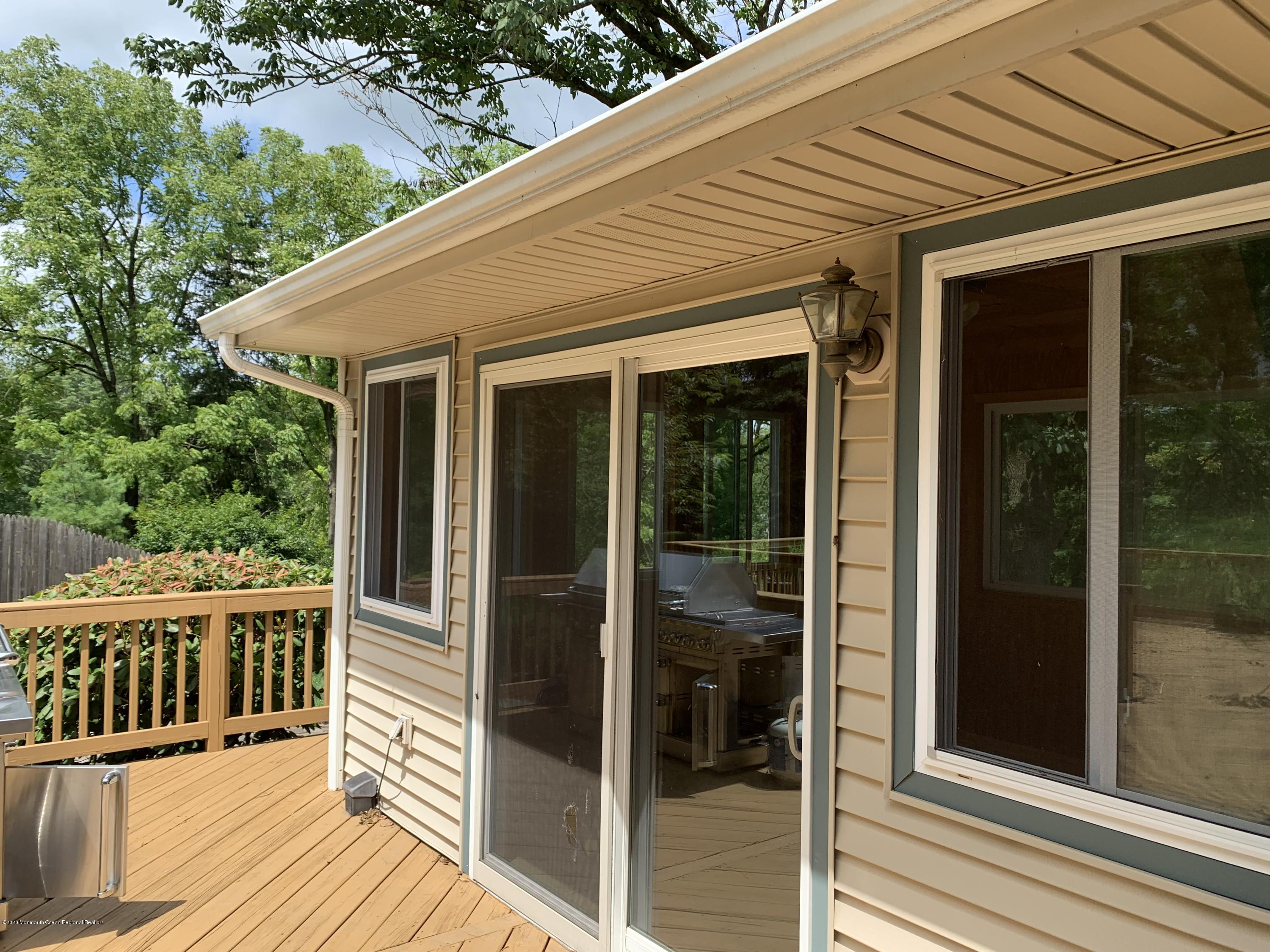 8 Hillsborough Road Flemington, NJ 08822 - Photo 18 of 41 IMG_0710