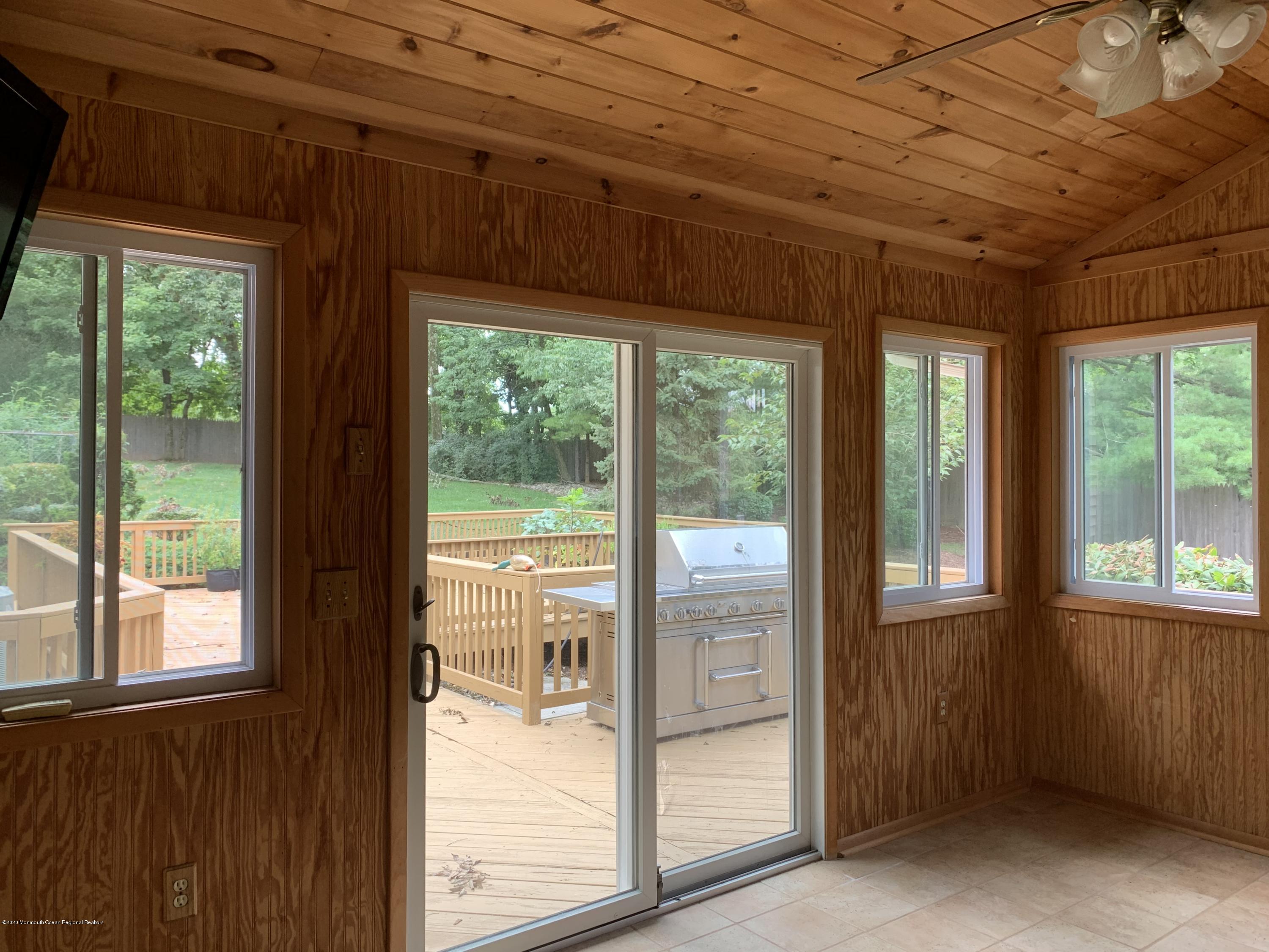 8 Hillsborough Road Flemington, NJ 08822 - Photo 20 of 41 IMG_0768