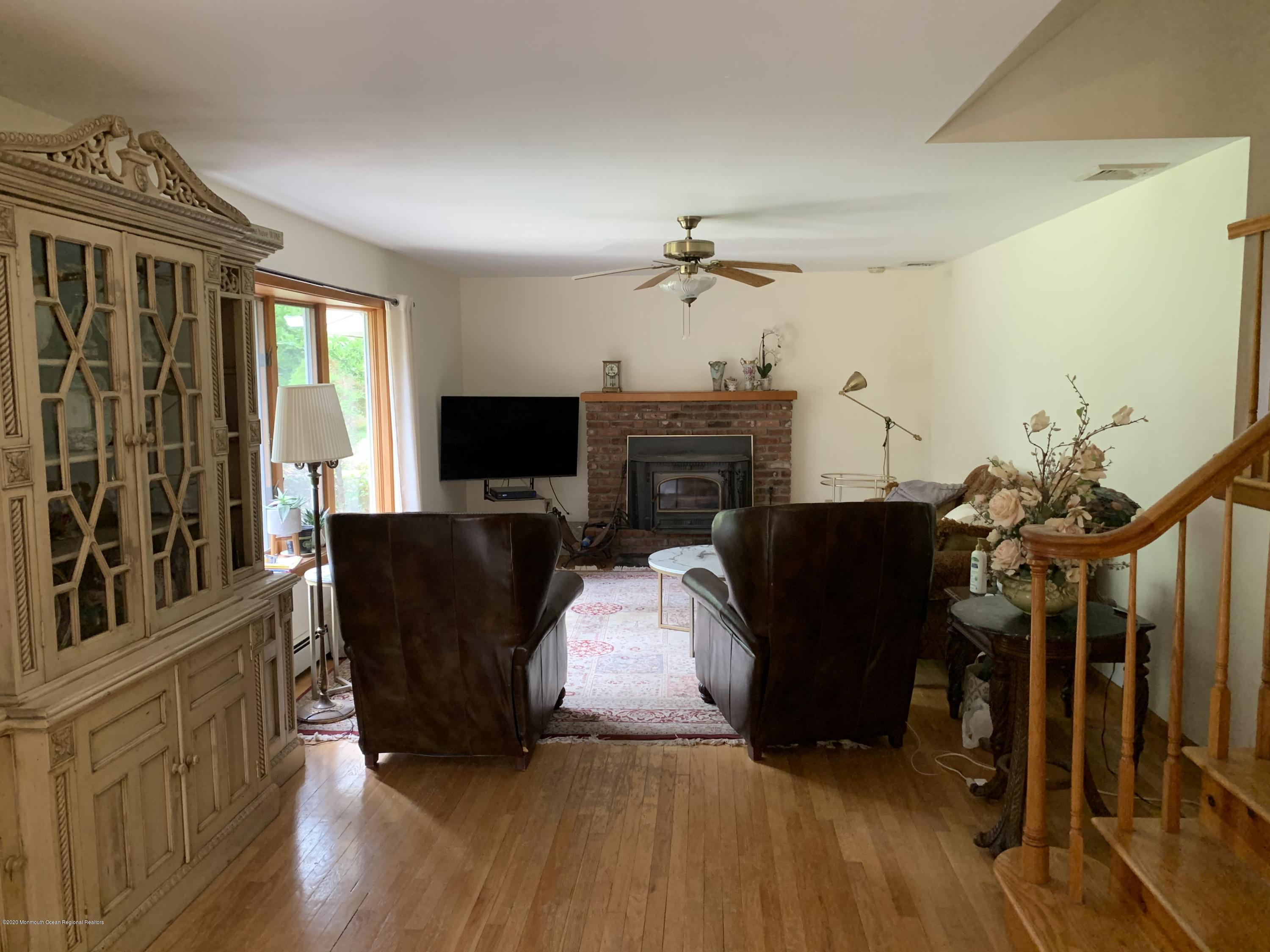 8 Hillsborough Road Flemington, NJ 08822 - Photo 26 of 41 IMG_0741