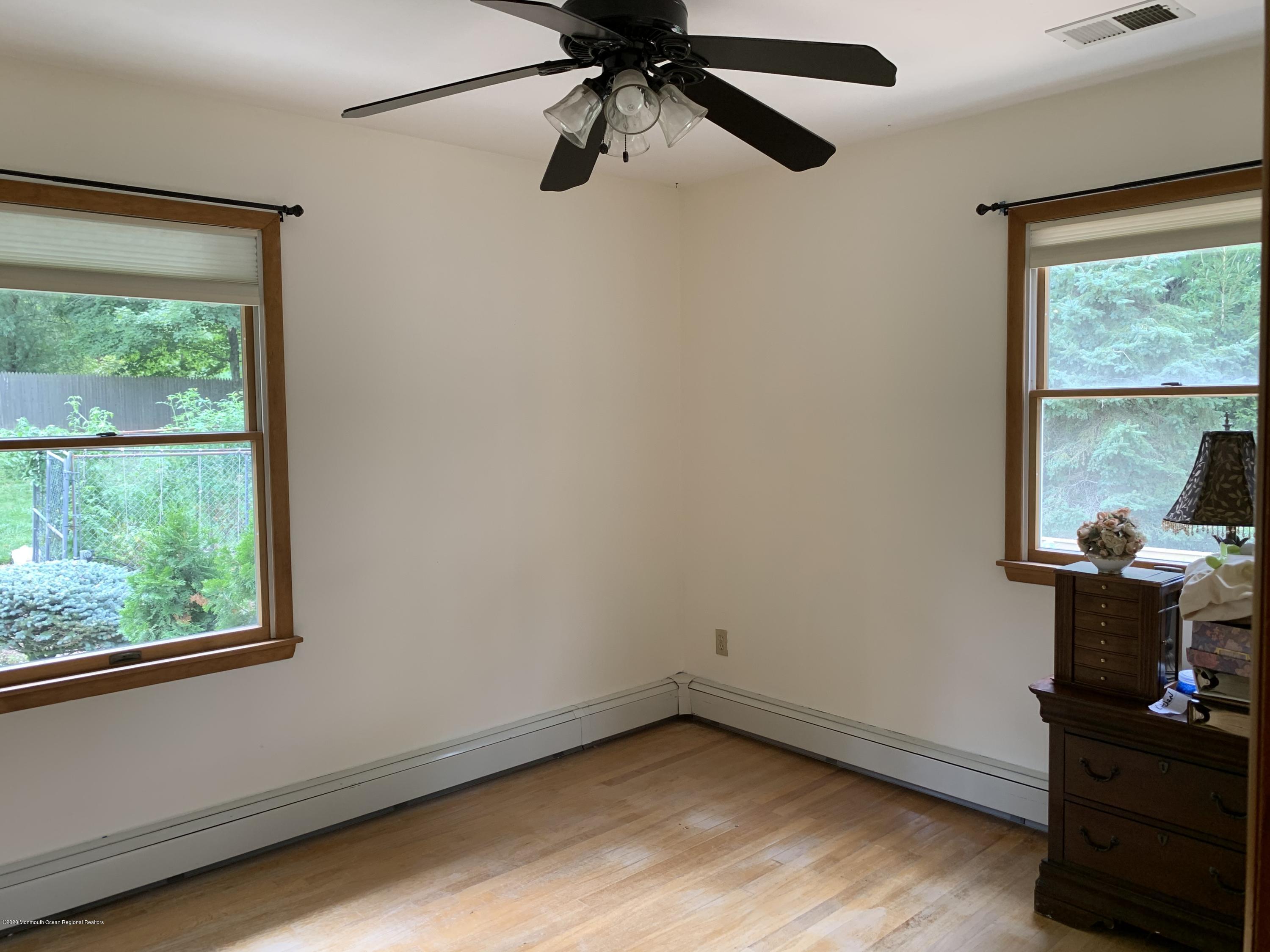 8 Hillsborough Road Flemington, NJ 08822 - Photo 32 of 41 IMG_0743