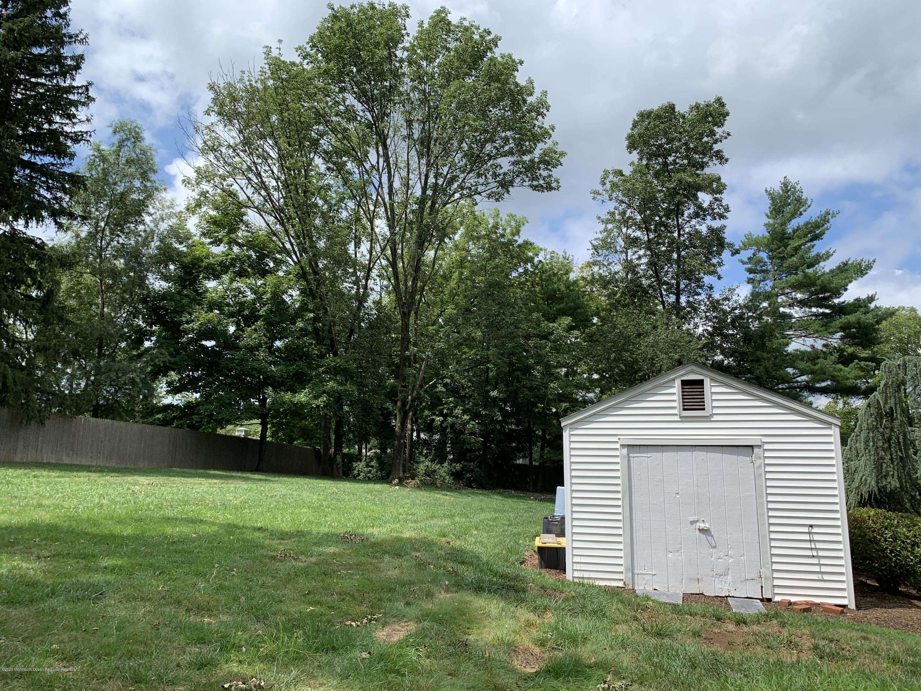 8 Hillsborough Road Flemington, NJ 08822 - Photo 38 of 41 IMG_0724