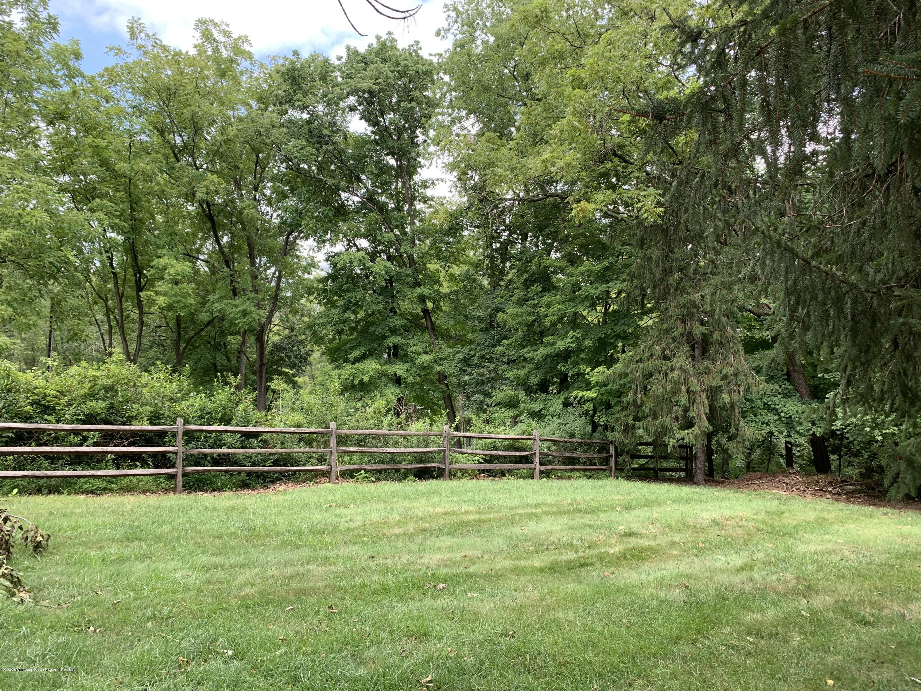 8 Hillsborough Road Flemington, NJ 08822 - Photo 41 of 41 IMG_0734