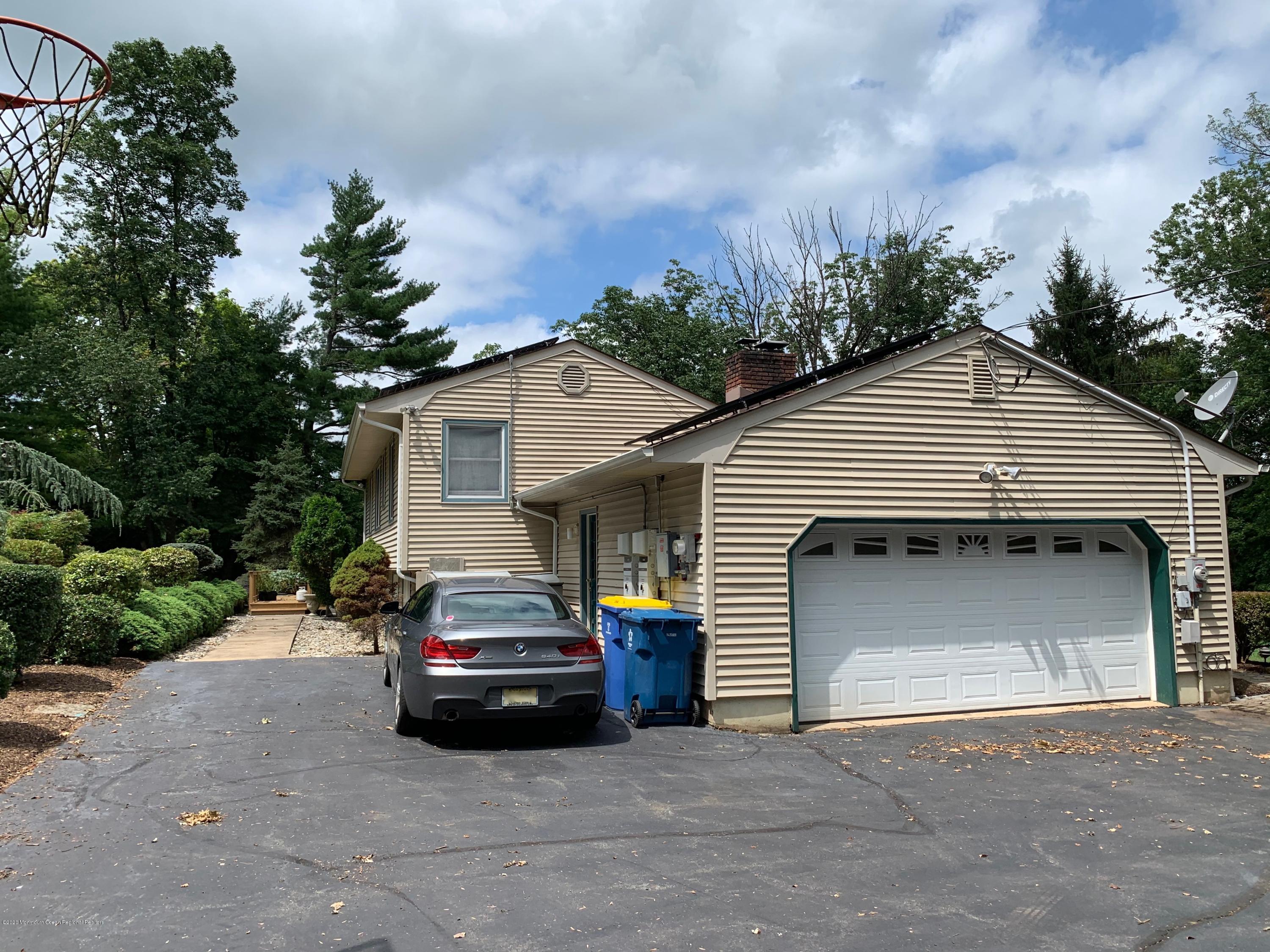 8 Hillsborough Road Flemington, NJ 08822 - Photo 9 of 41 IMG_0726