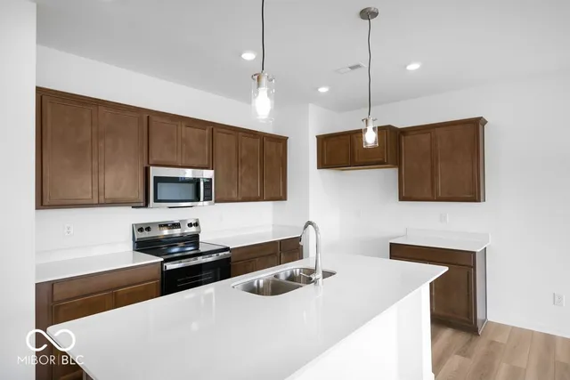 $284,999 | 1121 Authentic Lane, Indianapolis, IN 46239