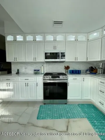 $30,000 | 402 Seabreeze Avenue, Palm Beach, FL 33480