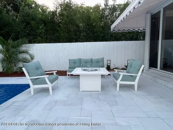 a view of house and outdoor space