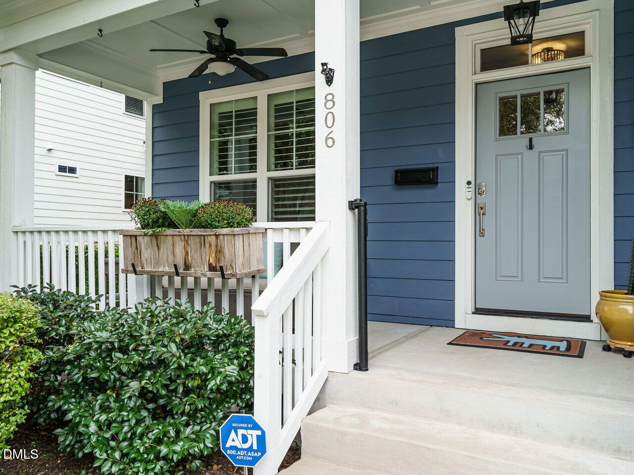 806 Postell Street Raleigh, NC 27601 - Photo 2 of 28 003-1280x960-front-porch
