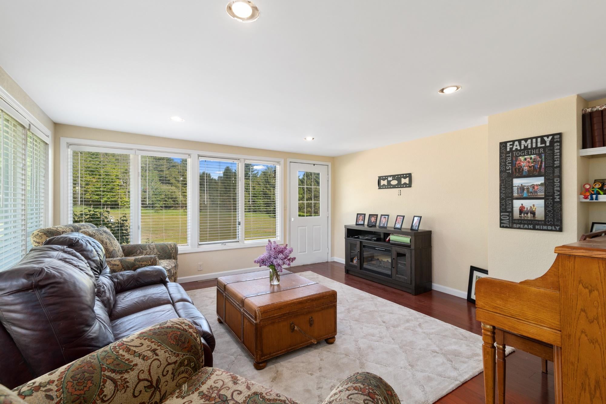 10035 King Road Alanson, MI 49706 - Photo 14 of 23 Gallery Image 14