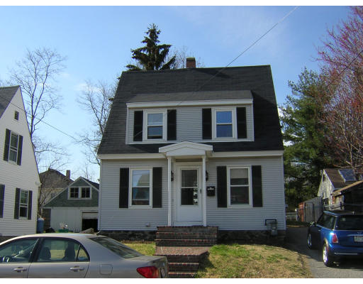 98 Homestead Road Lowell, MA 01850 - Photo 1 of 19 Gallery Image 1