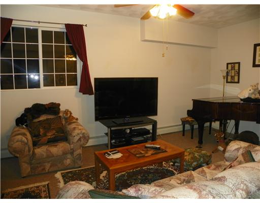 230 Hope Furnace Road Coventry, RI 02831 - Photo 11 of 12 Den/Family/Great Room.