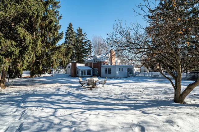 $449,000 | 3352 North Elmwood Drive, Elmwood Park, WI 53405