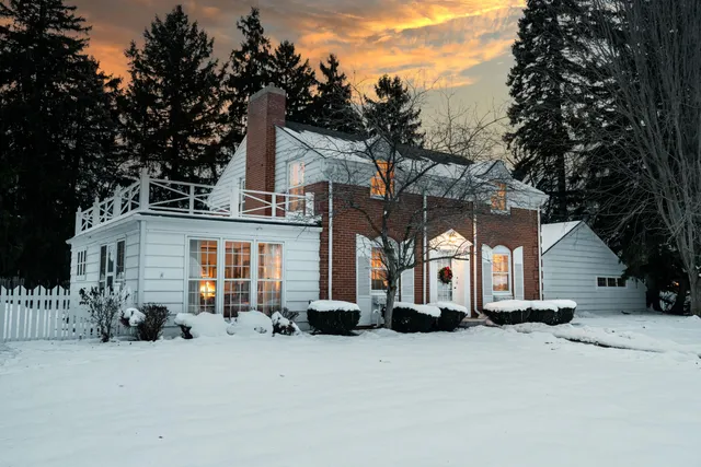 $449,000 | 3352 North Elmwood Drive, Elmwood Park, WI 53405