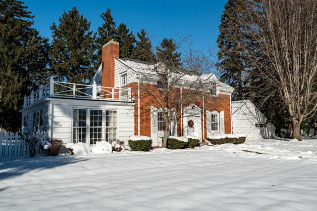 $449,000 | 3352 North Elmwood Drive, Elmwood Park, WI 53405