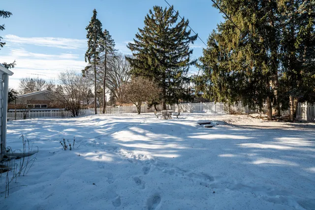 $449,000 | 3352 North Elmwood Drive, Elmwood Park, WI 53405