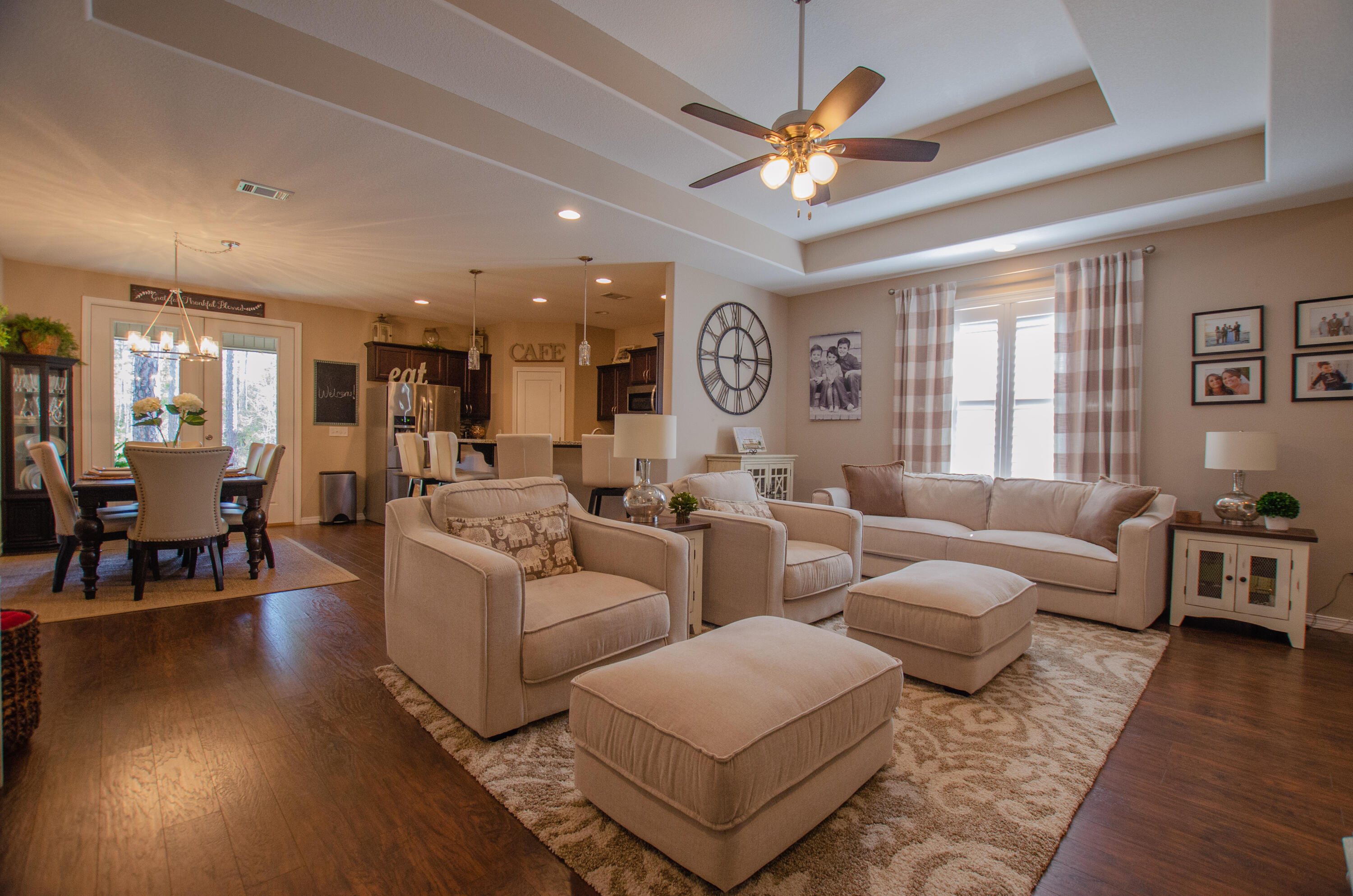 139 Cox Road Santa Rosa Beach, FL 32459 - Photo 4 of 29 Living Room