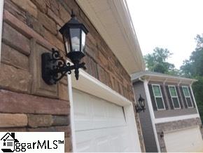 551 Bailey Elizabeth Way Inman, SC 29349 - Photo 3 of 23