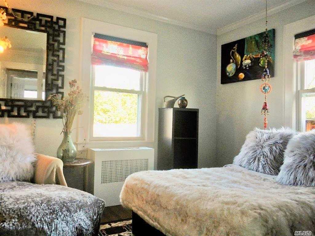 2820 Royle Street Bellmore, NY 11710 - Photo 11 of 13 Gallery Image 11
