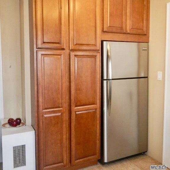 2820 Royle Street Bellmore, NY 11710 - Photo 7 of 13 Gallery Image 7