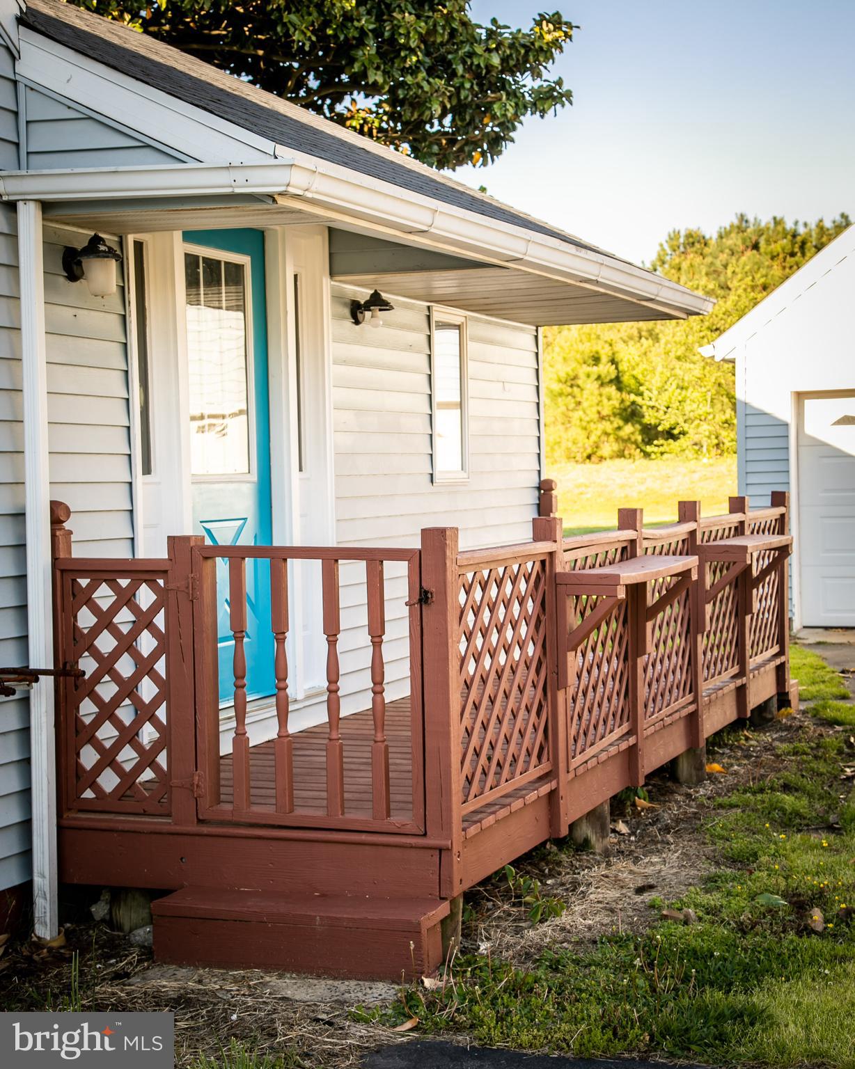 20135 Nanticoke Road Nanticoke, MD 21840 - Photo 39 of 47 a view of a porch with wooden fence