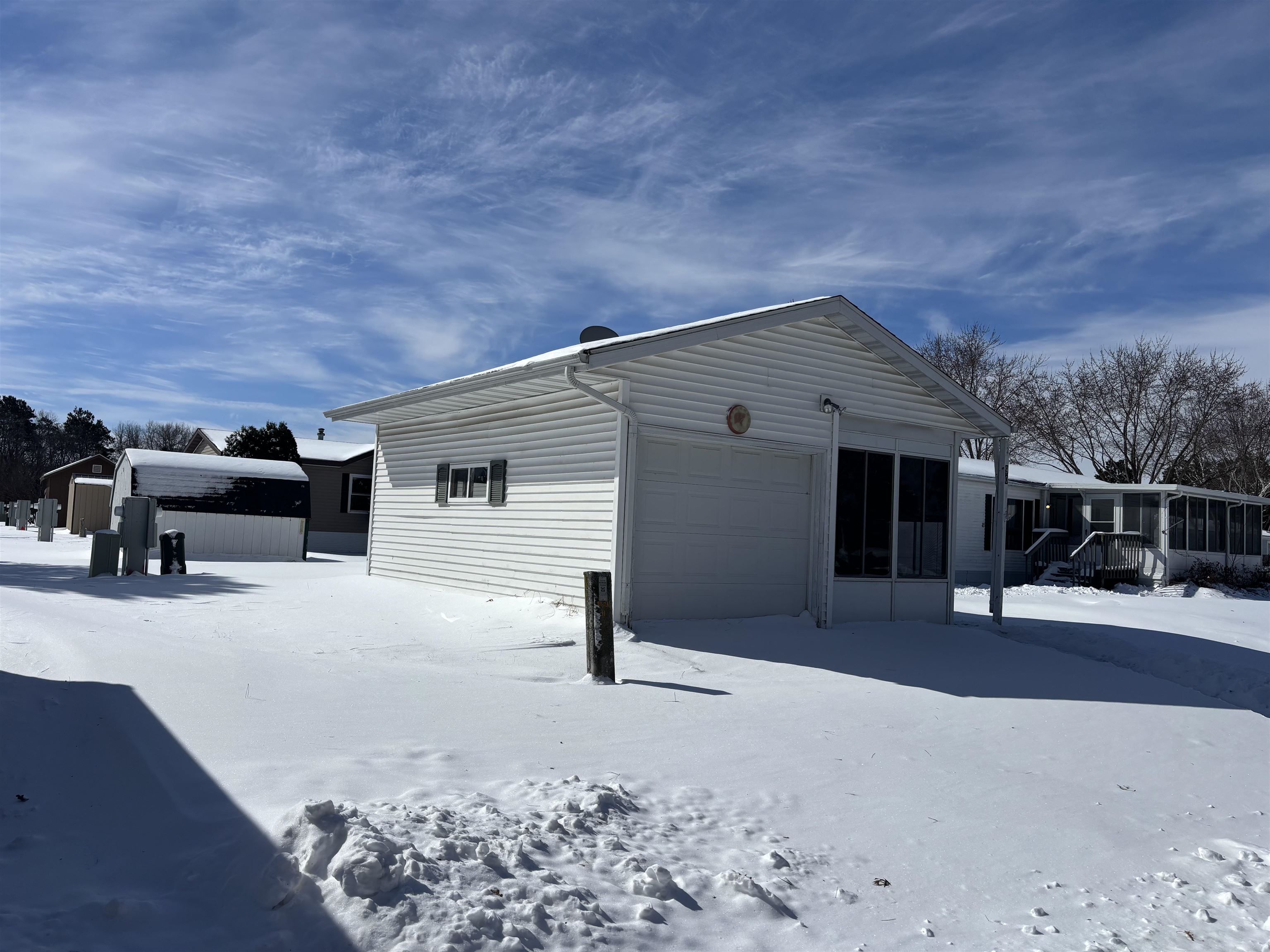 90 London Drive, Unit 90 Sparta, WI 54656 - Photo 4 of 29