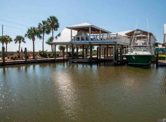 $995,000 | 102 Constantin Drive, Golden Meadow, LA 70357