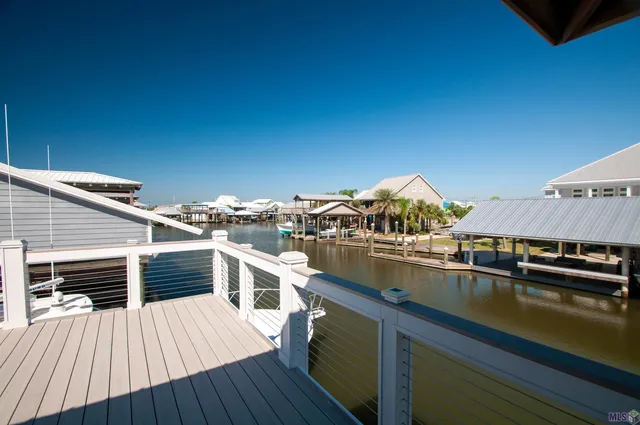 $995,000 | 102 Constantin Drive, Golden Meadow, LA 70357