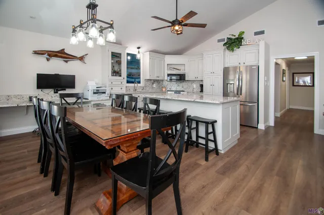 $995,000 | 102 Constantin Drive, Golden Meadow, LA 70357