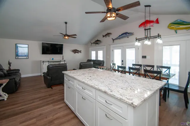 $995,000 | 102 Constantin Drive, Golden Meadow, LA 70357