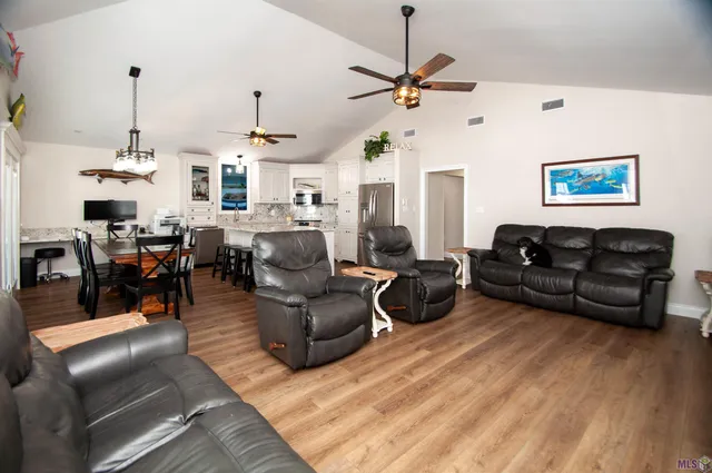 $995,000 | 102 Constantin Drive, Golden Meadow, LA 70357