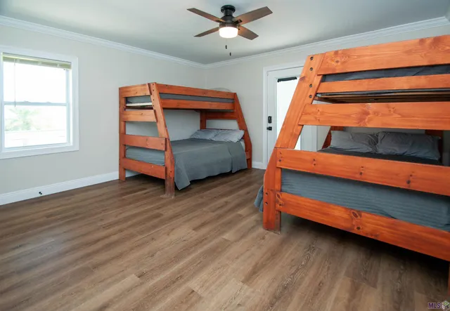 $995,000 | 102 Constantin Drive, Golden Meadow, LA 70357