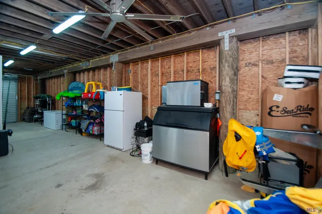 $995,000 | 102 Constantin Drive, Golden Meadow, LA 70357