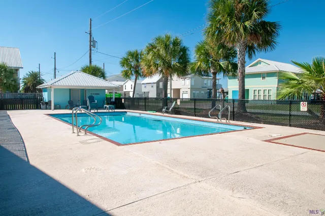 $995,000 | 102 Constantin Drive, Golden Meadow, LA 70357