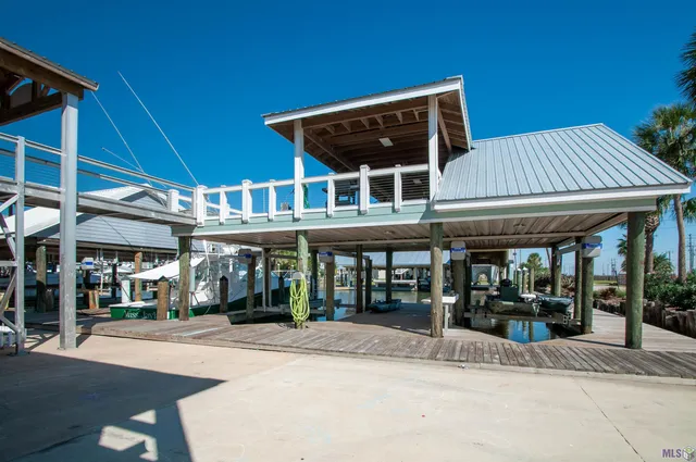 $995,000 | 102 Constantin Drive, Golden Meadow, LA 70357