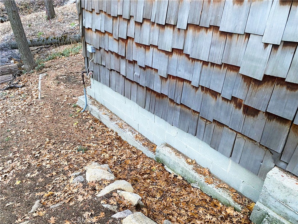 22166 Crestline Road Palomar Mountain, CA 92060 - Photo 51 of 58 a view of wooden floor with a large window