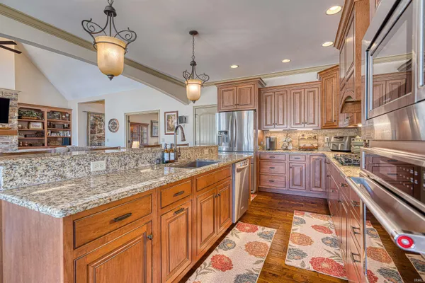 $675,000 | 18939 Amherst Lane, Evansville, IN 47725