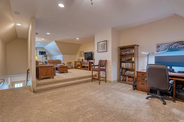 $675,000 | 18939 Amherst Lane, Evansville, IN 47725