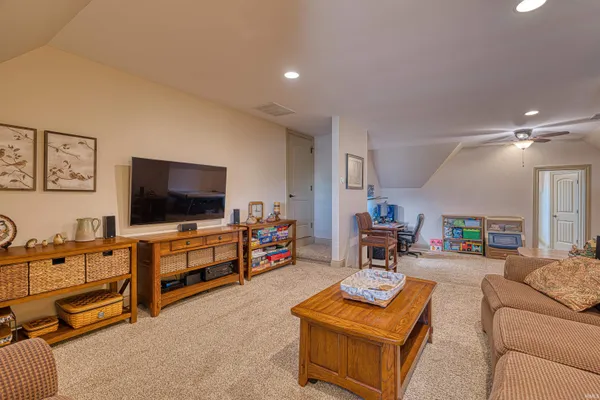 $675,000 | 18939 Amherst Lane, Evansville, IN 47725