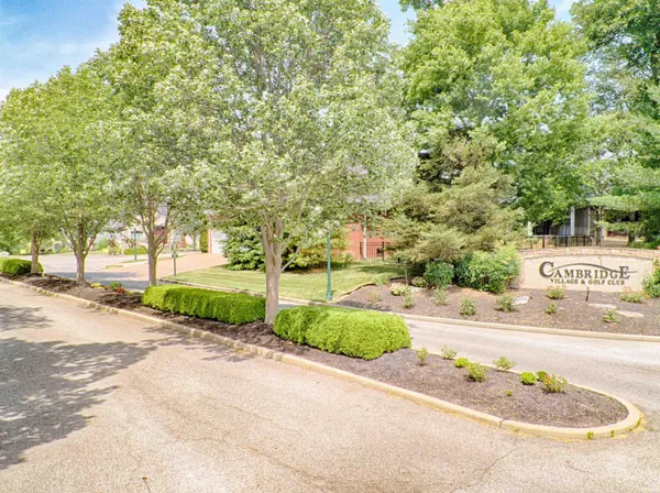 $675,000 | 18939 Amherst Lane, Evansville, IN 47725