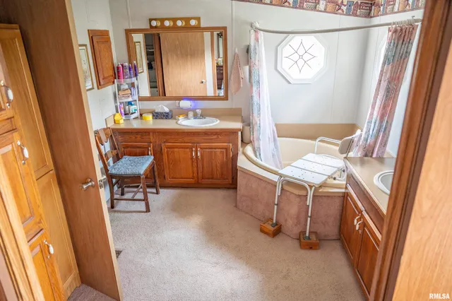 $165,000 | 1752 Duncan Road, Murrayville, IL 62668