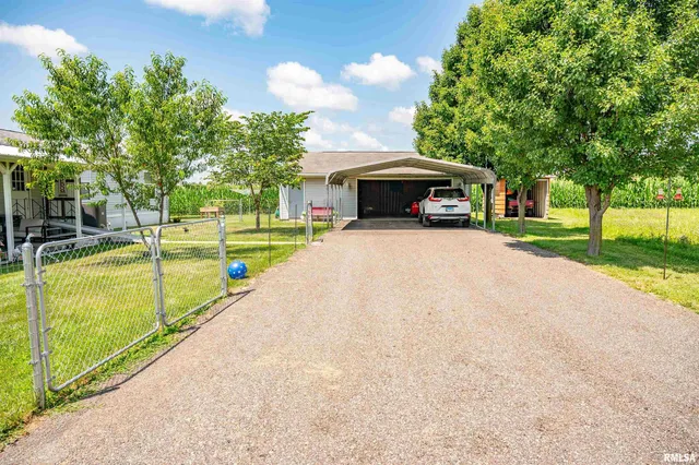 $165,000 | 1752 Duncan Road, Murrayville, IL 62668