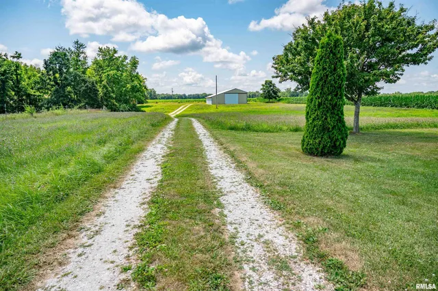 $165,000 | 1752 Duncan Road, Murrayville, IL 62668