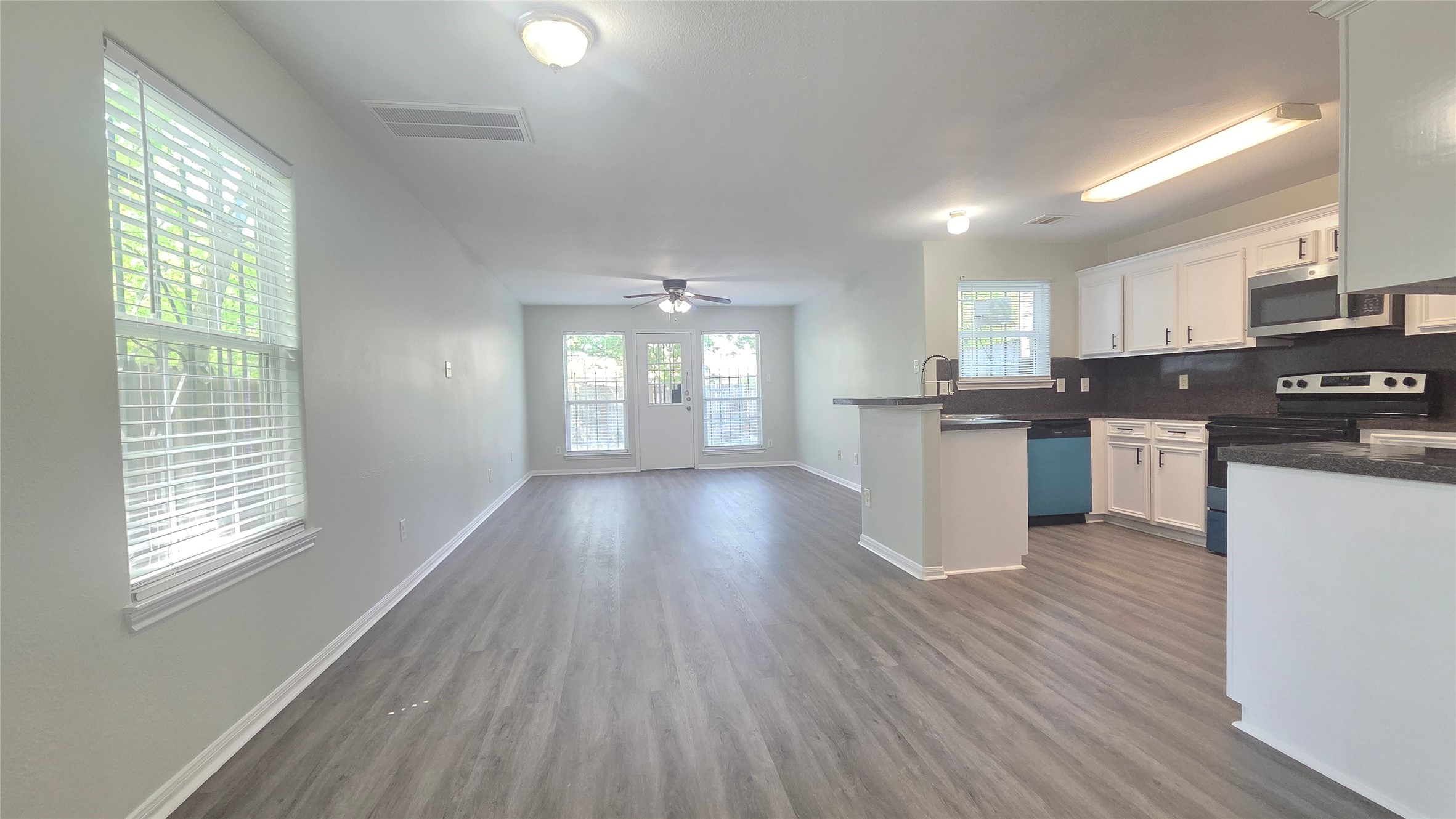 4121 Mallow Street, Unit A/B Houston, TX 77051 - Photo 4 of 50 Unit A