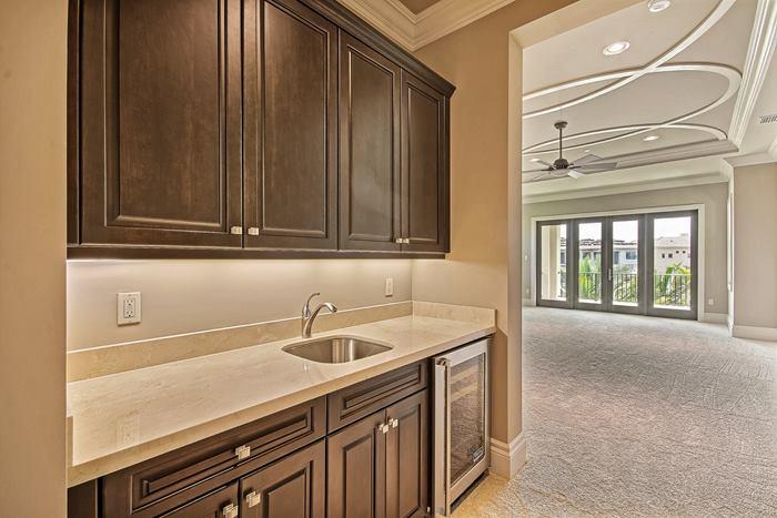 17518 Grand Este Way Boca Raton, FL 33496 - Photo 11 of 27 Master Bedroom Breakfast Bar