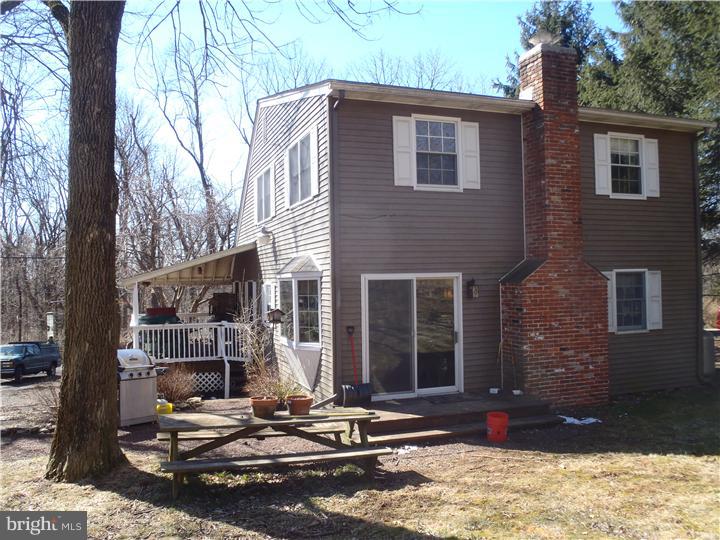 635 North Mine Road Quakertown, PA 18951 - Photo 22 of 23 Exterior Back