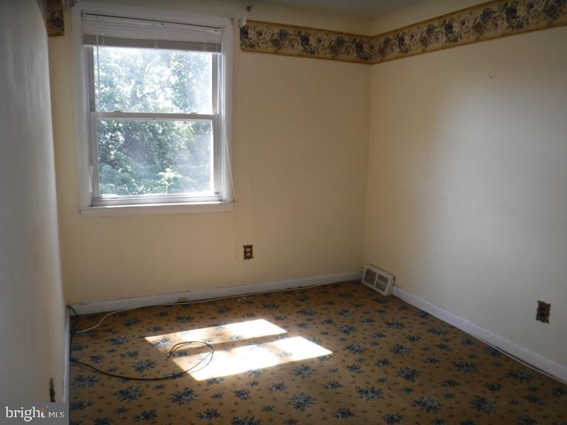 11715 Denman Road Philadelphia, PA 19154 - Photo 14 of 18 Gallery Image 14