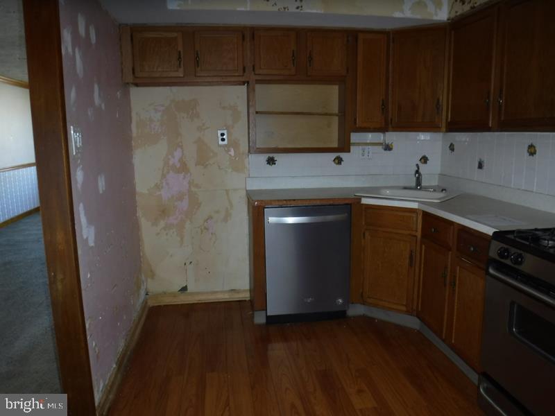 11715 Denman Road Philadelphia, PA 19154 - Photo 8 of 18 Gallery Image 8