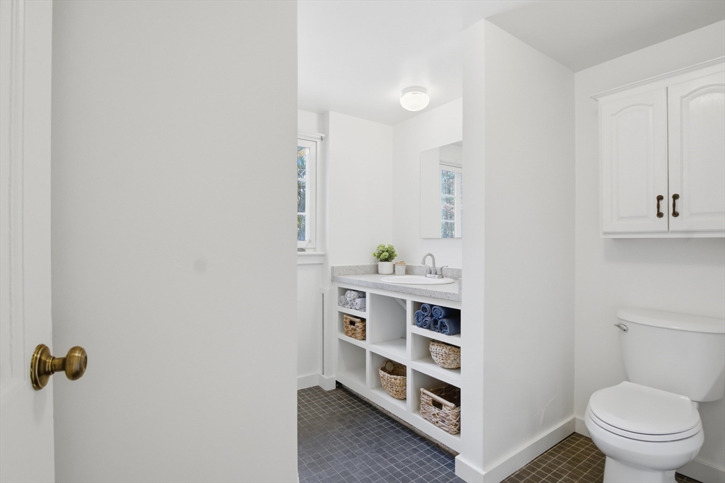 261 Central Street Rowley, MA 01969 - Photo 25 of 30